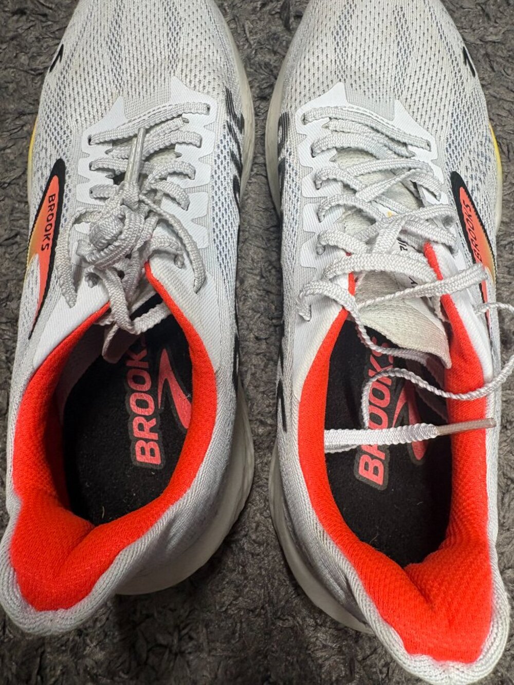 Women's Brooks Hyperion Max 2, Illusion/Coral/Black, 10 B Medium US Running/Walk - Picture 5 of 7